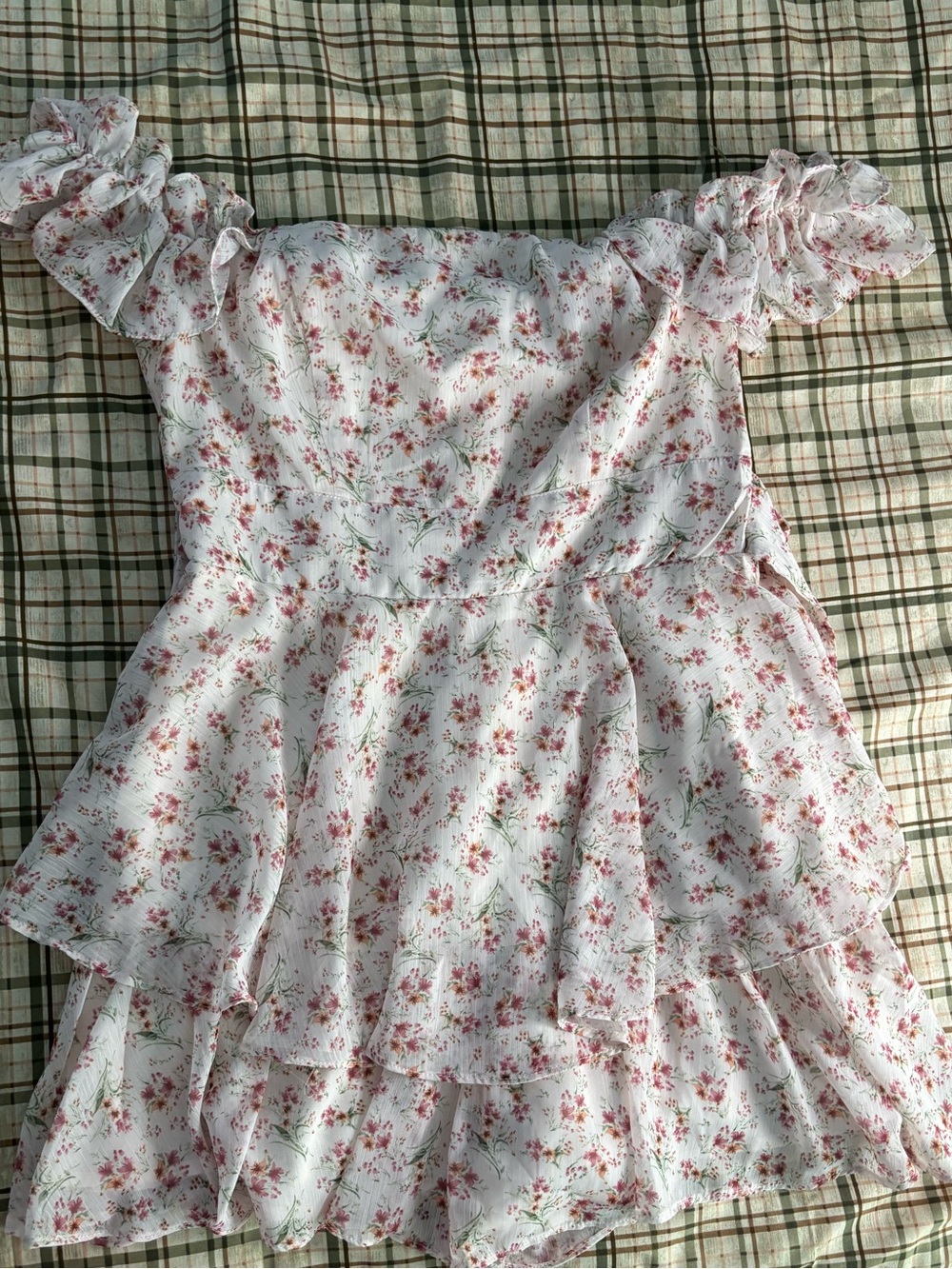 Women’s Windsor Floral Ruffle Off-Shoulder Romper in White with Pink Print